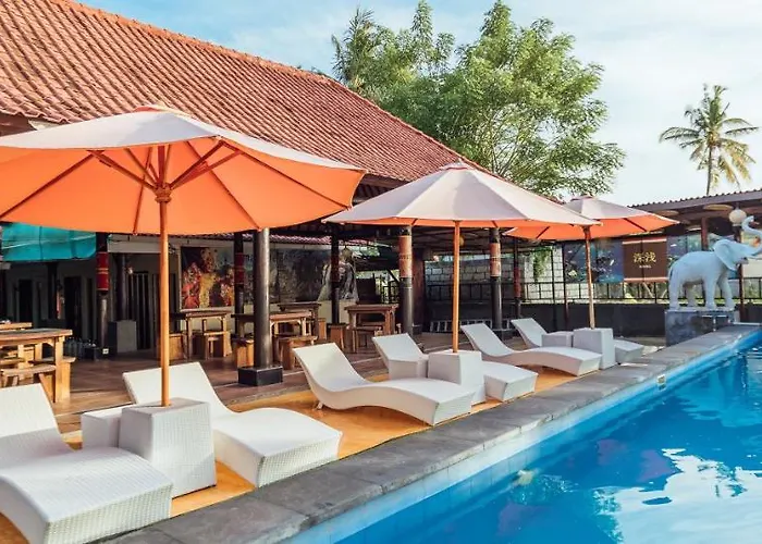 Beachfront Affittacamere Batununggul